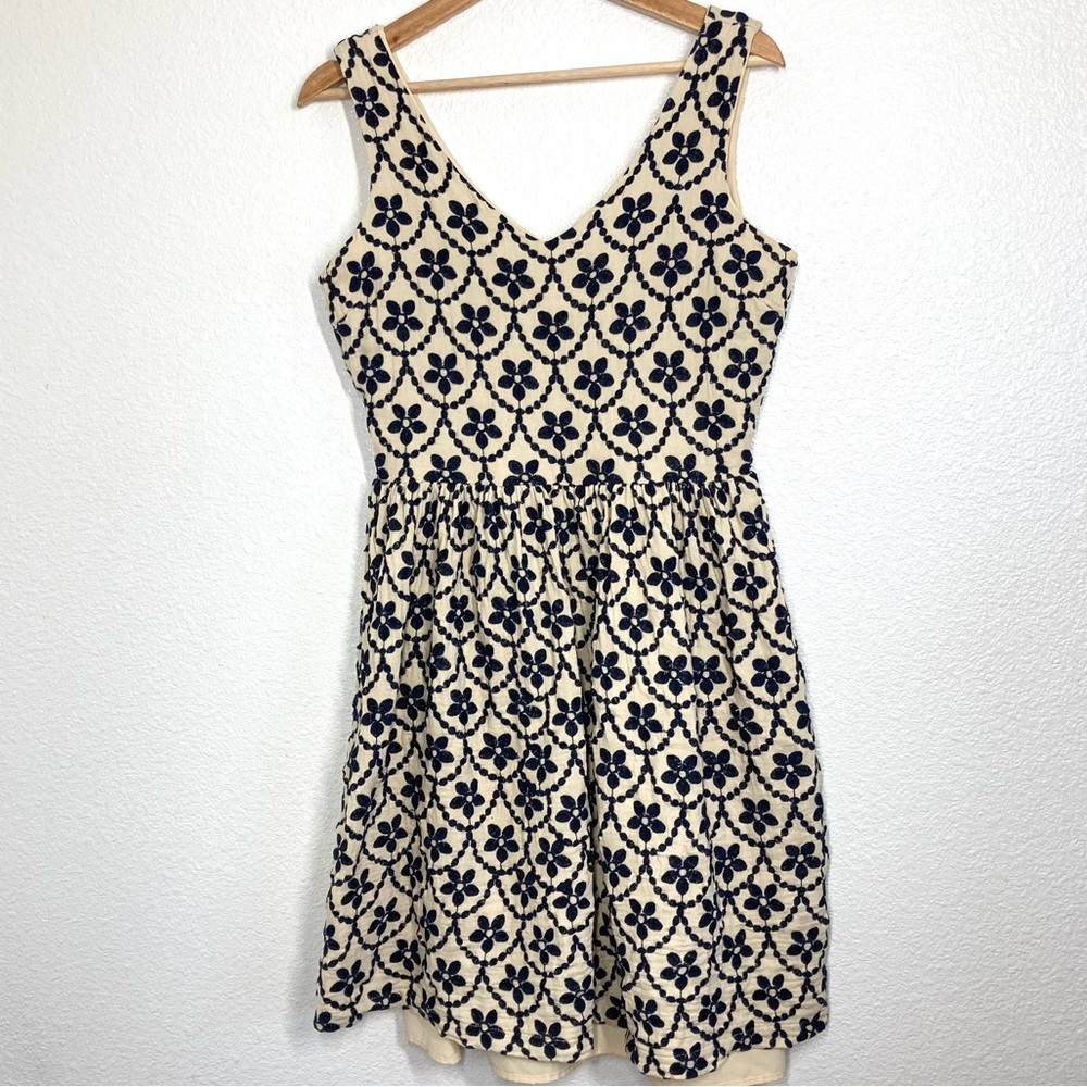 Sunday in Brooklyn Embroidered Fit & Flare Sleeveless Dress M Anthropologie - Picture 2 of 15